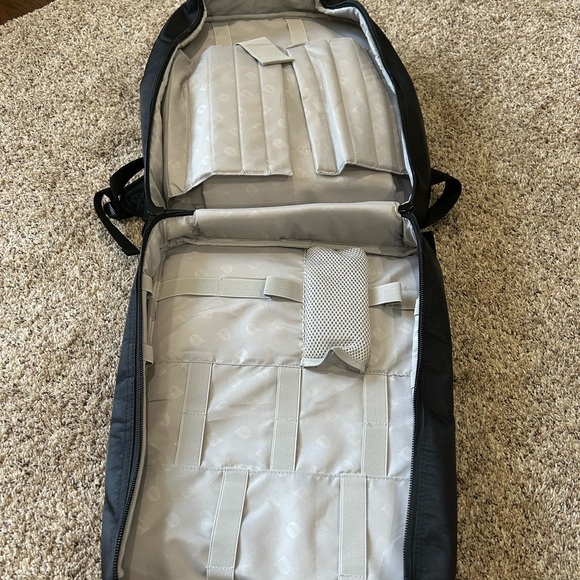 BUBM Console Backpack - Picture 4 of 4